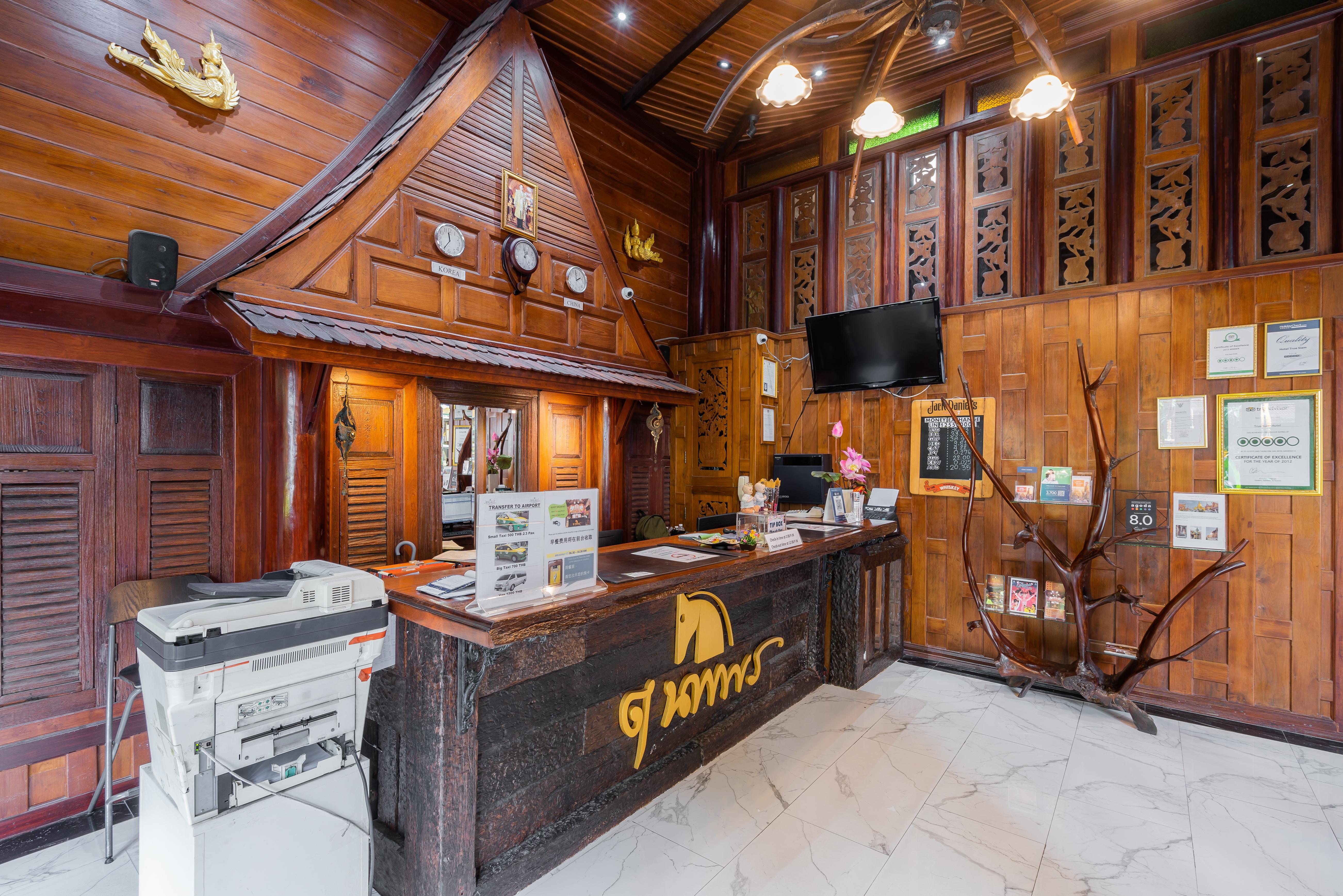 True Siam Phayathai Hotel Bangkok Bagian luar foto